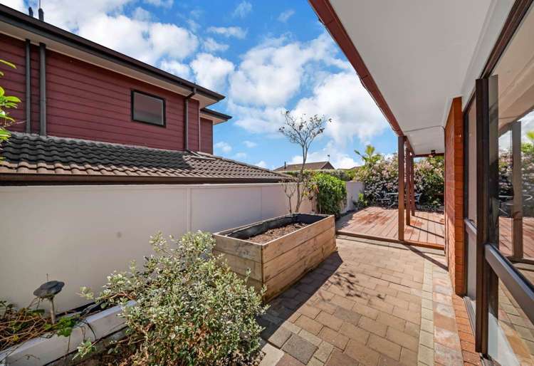 1/4 Crescent Hills Court Northpark_17