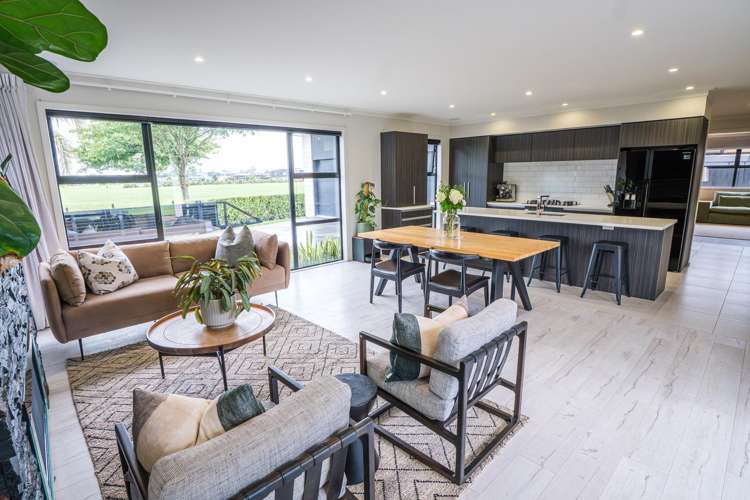 33 Meadowfield Street_5