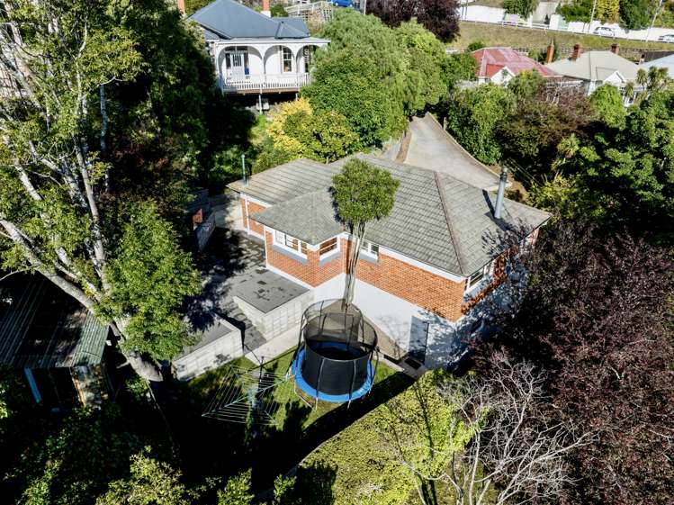 45 Easther Crescent Kew_23