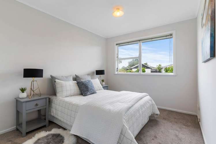 24 Tairere Crescent Rosehill_11