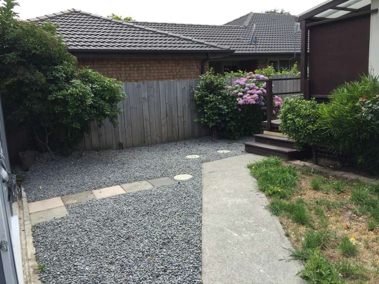 2/184 Greers Road Bryndwr_17