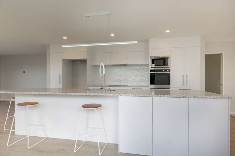 8 Whitehall Drive Springlands_6