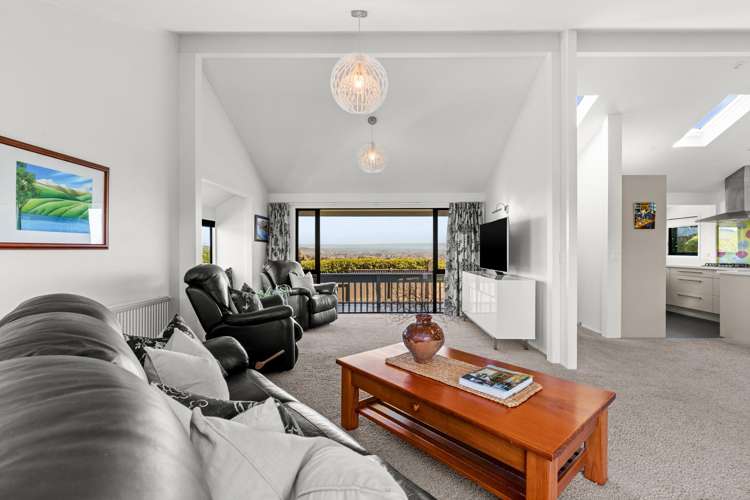 37 Hikanui Drive Havelock North_5