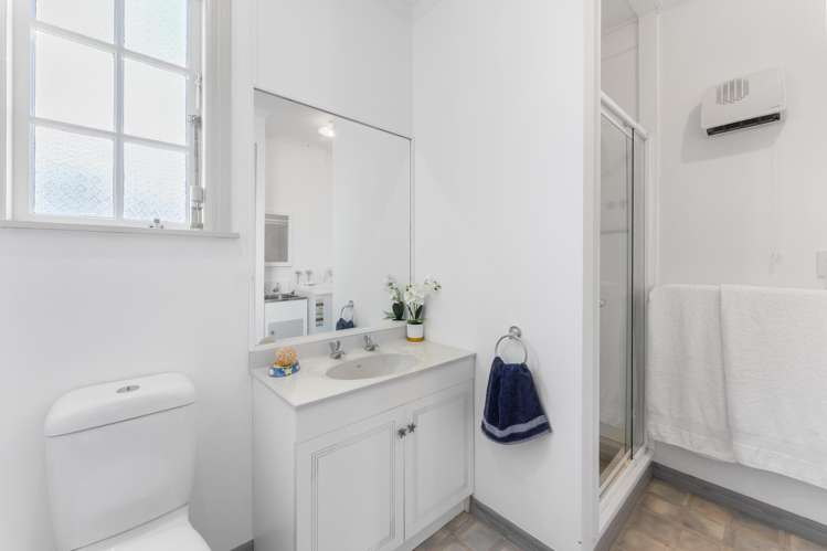 1 Eruini Street Waikanae Beach_14