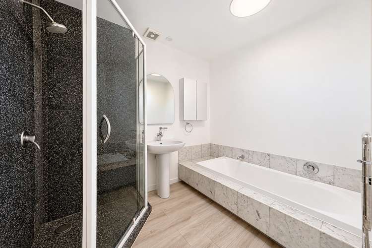 2/9 Sunset Road Totara Vale_12