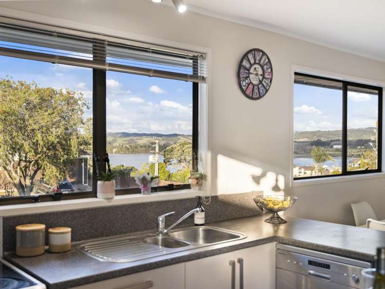 4a Pounamu Place Cockle Bay_6