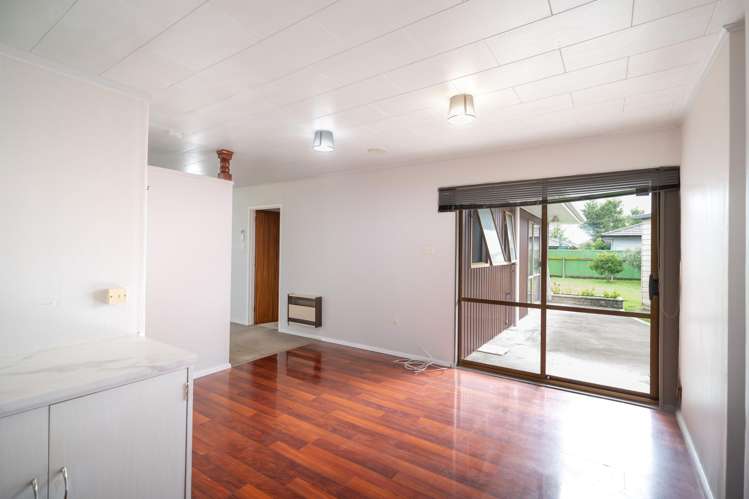 17 Walton Place Flaxmere_3