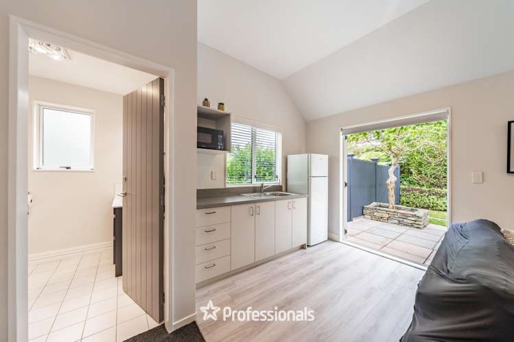 363 and 363b Main Road North Brown Owl_25