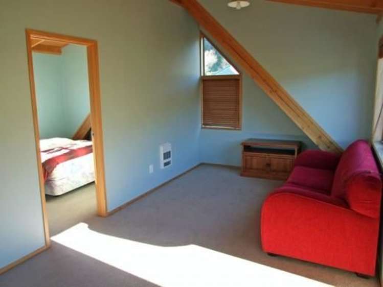 6 Tata Heights Takaka_8