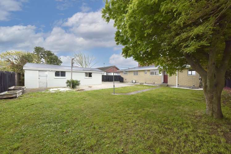 39 Steele Street Hornby_21