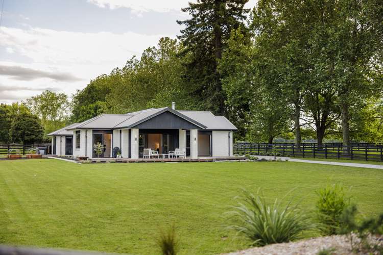 1206 Kaipaki Road Cambridge_33