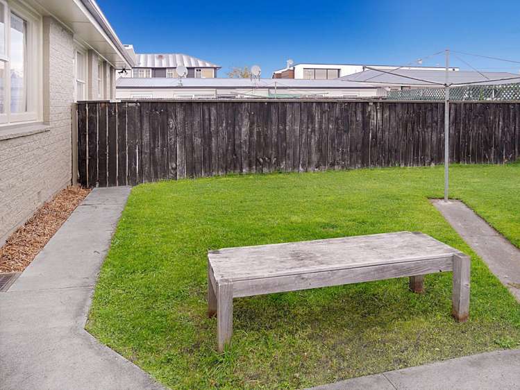 1041 Colombo Street Saint Albans_11