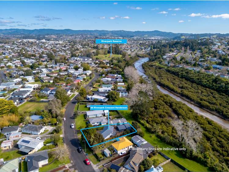 85 Riverpark Crescent Henderson_24