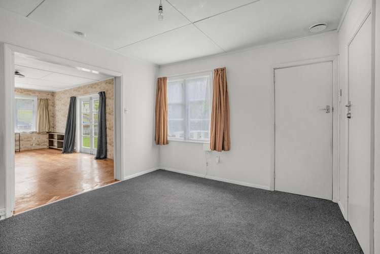 162 Wellington Road Wainuiomata_12