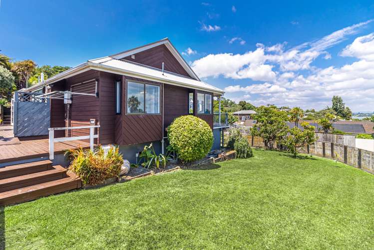 9 Pallister Drive Hillsborough_23