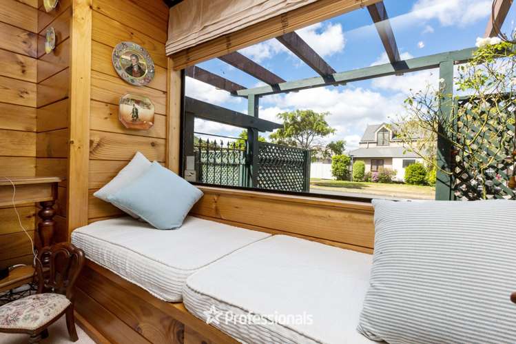 10 Laredo Grove Totara Park_8