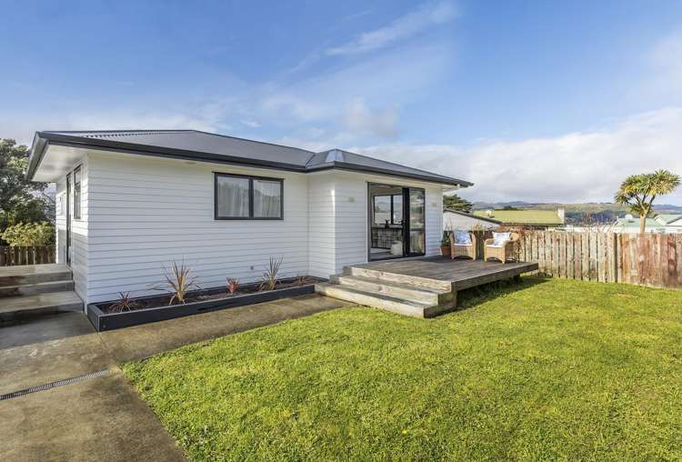 6a Matatiro Street Titahi Bay_17