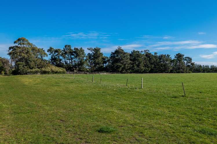 381 Georges Road Waipara_12