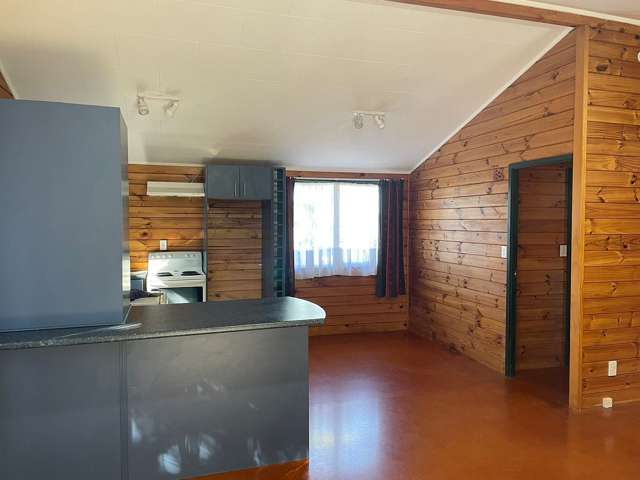 4A Moxham Grove Massey_3