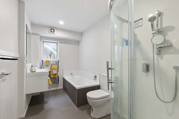 86a Thurleigh Grove Karori_10