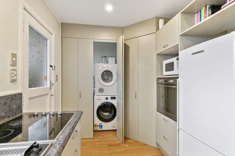 24 Colchester Crescent Newlands_12