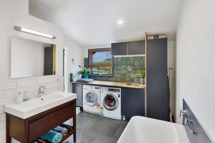 577 Waikawa Beach Road Waikawa Beach_16