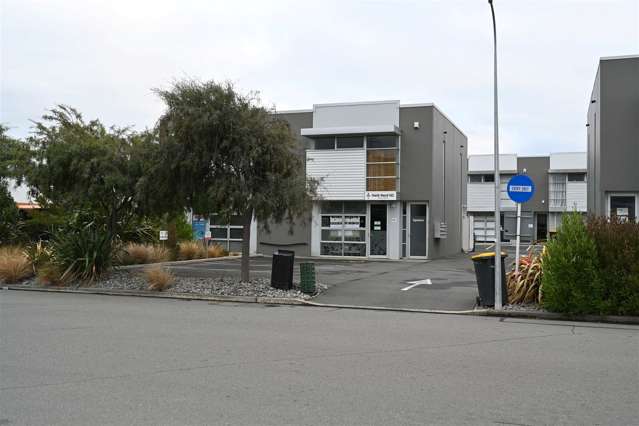 2/27 Waterman Place Ferrymead_3