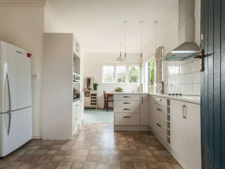 8 Birdwood Street Featherston_5