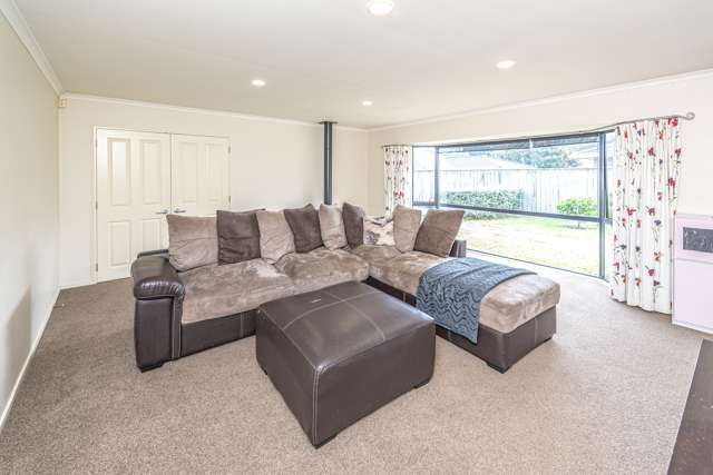 76 Peakes Road Springvale_1