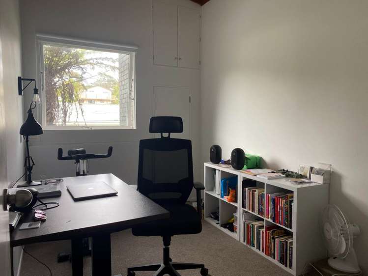 23b De Val Drive Titirangi_7