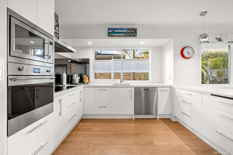 28 Caithness Place Farm Cove_13