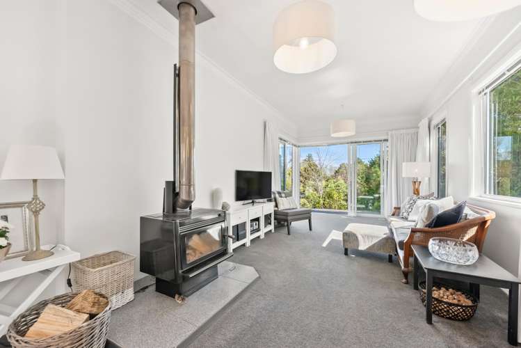 48 Gurney Road Kelson_14