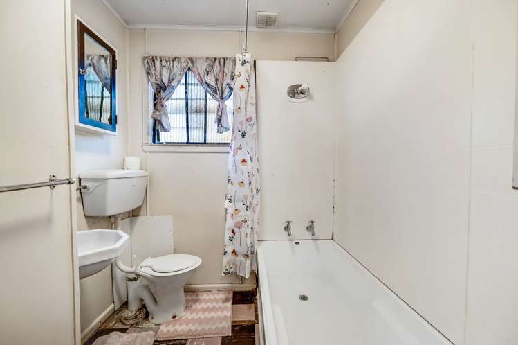 315 Southampton St East Hastings Central_11