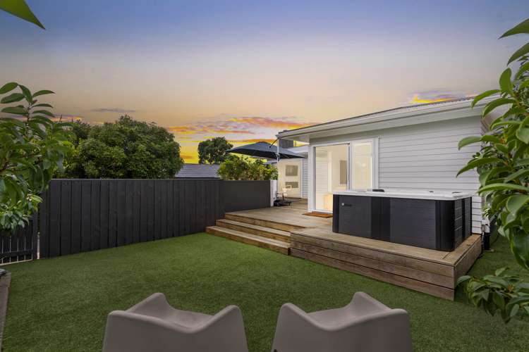 1/53 Moore Street Hillcrest_24