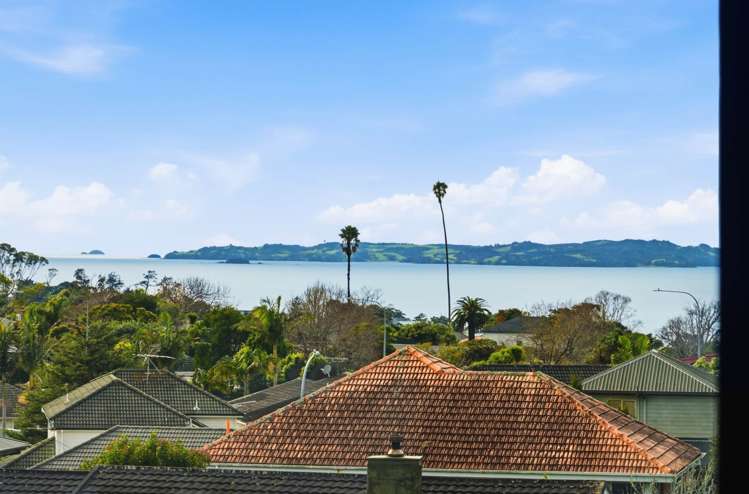 Lot 1/129 Cook Street Howick_16