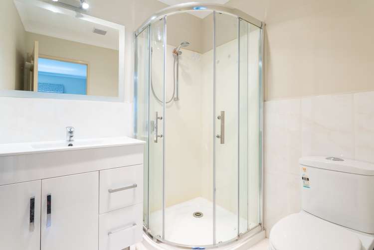 25a Chorley Avenue Massey_13