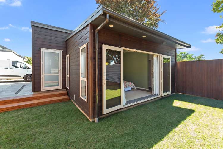 93 Pembroke Street Hamilton Lake_13