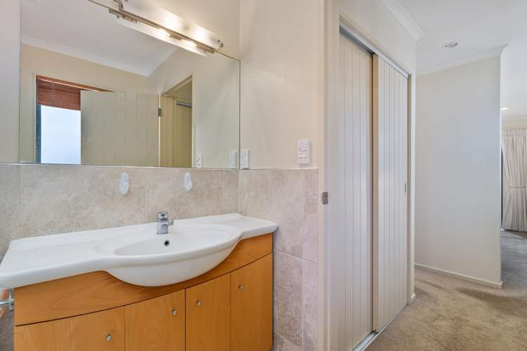 21 Charles Green Drive Cooks Beach_16