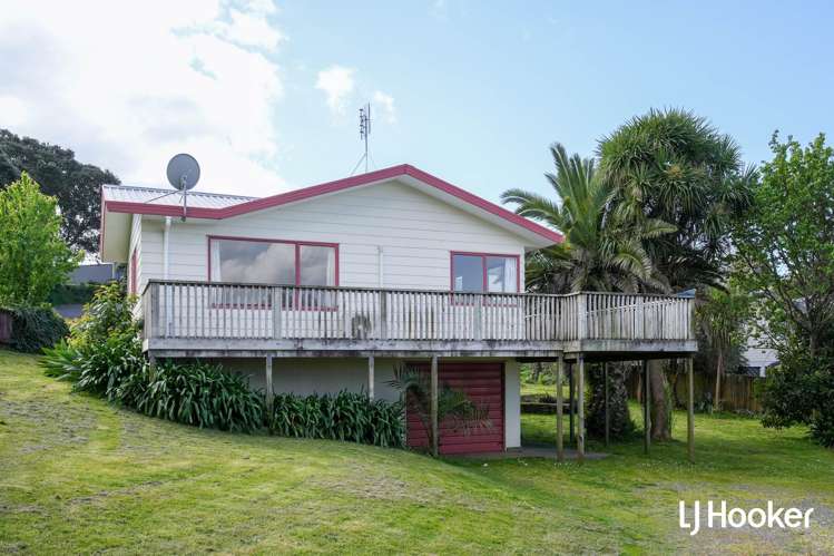 8 Koutunui Road Athenree_20
