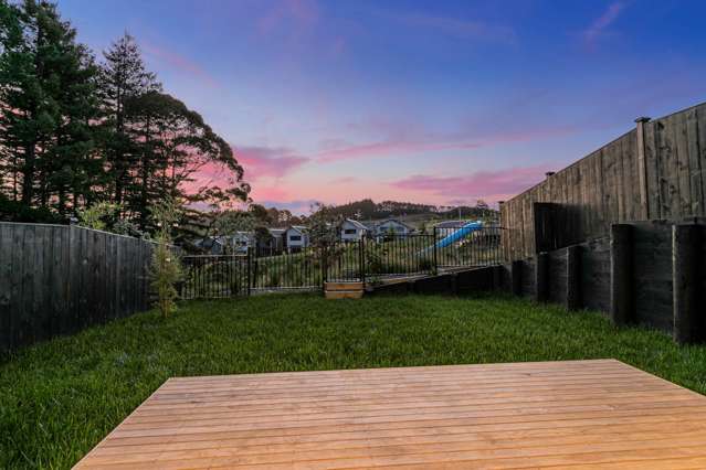 16 Paparahi Place Wainui_4