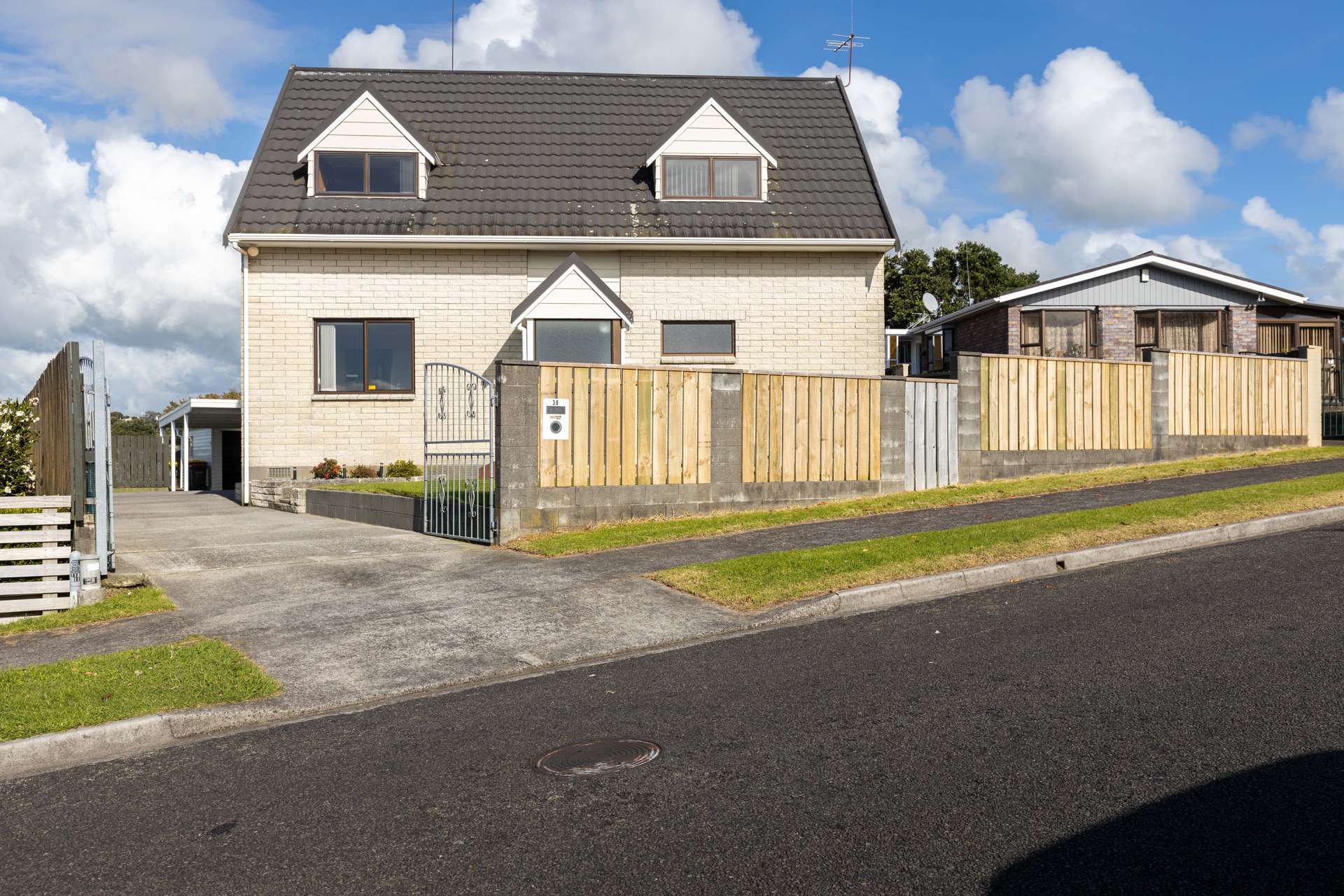 38 Trelawney Crescent Westown_0