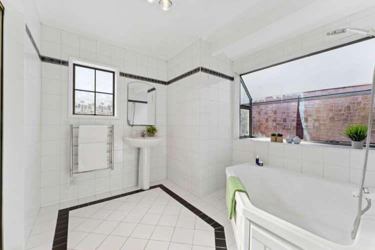 30 Hoskins Avenue Hillsborough_30