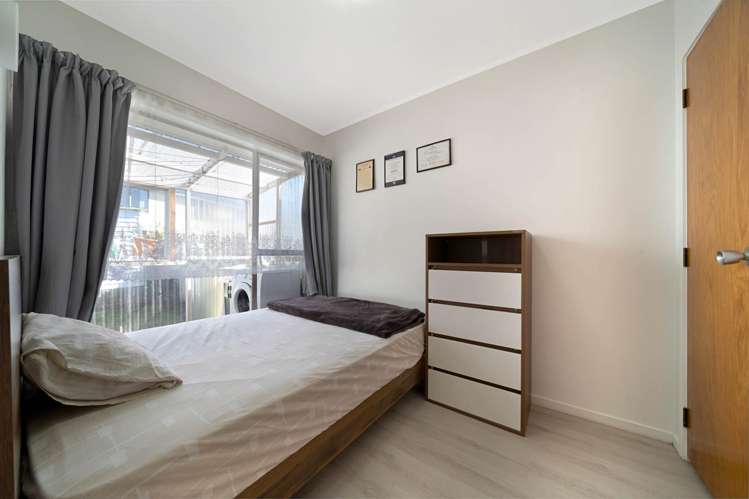 1/15 Parker Avenue New Lynn_13
