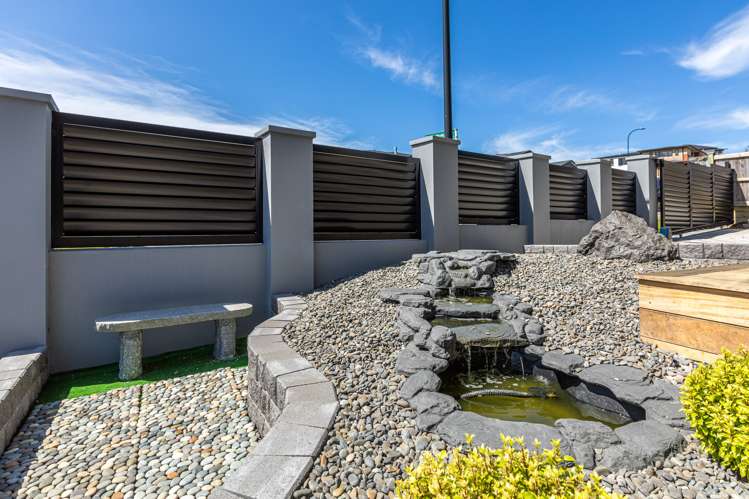 38 Fernhill Way Oteha_21