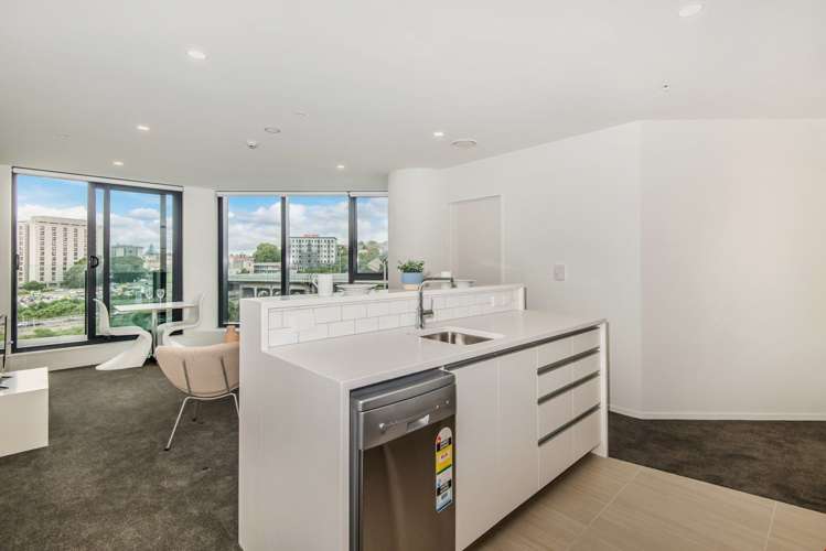 503/18 Saint Martins Lane Grafton_5