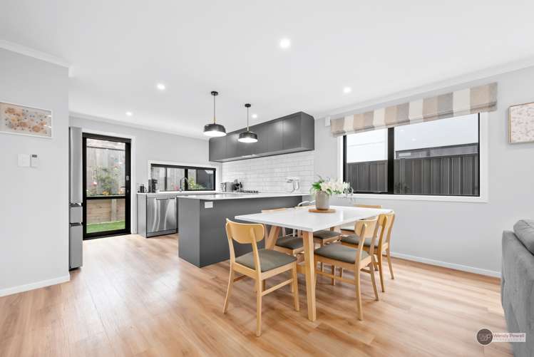 11 Desert Gold Lane Wallaceville_6