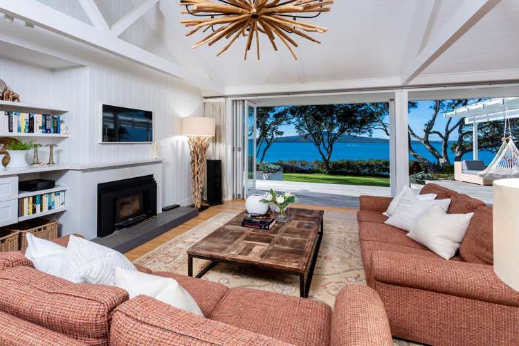 24 Hamana Street Narrow Neck_15