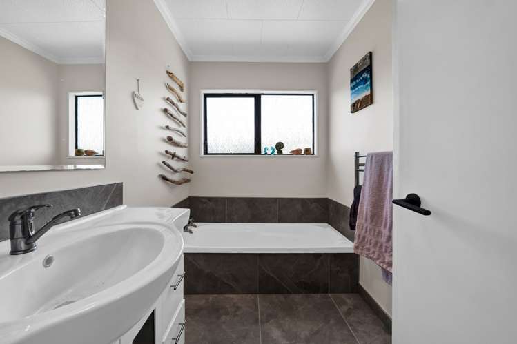 28 Kowhai Street Inglewood_12