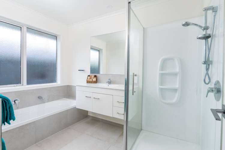 8 Huka Heights Drive Rangatira Park_11