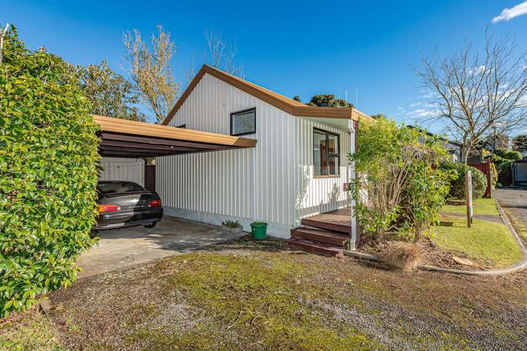7 Milne Street Hunterville_19
